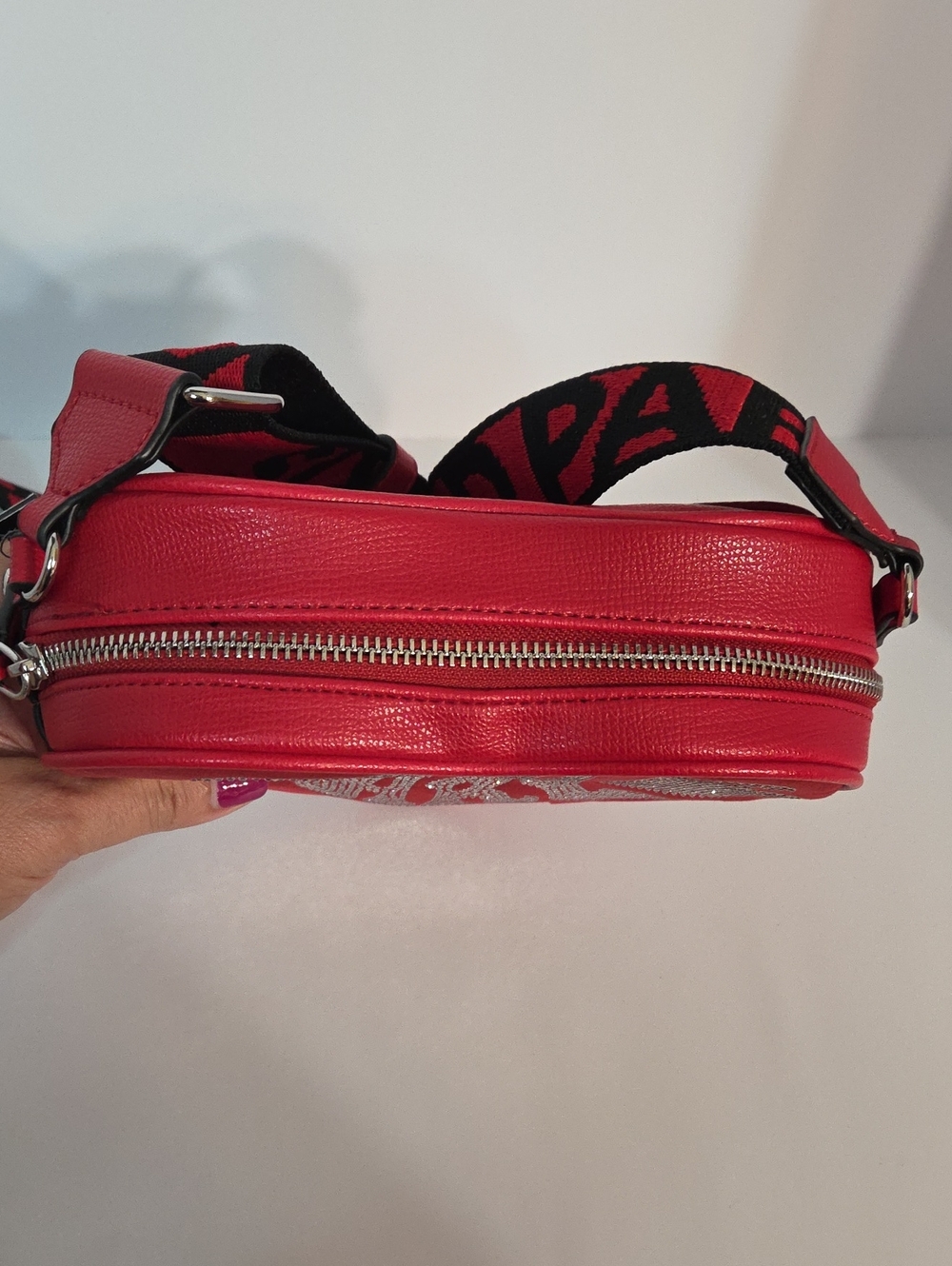 Karl Lagerfeld Paris Maybelle Heart Crossbody Bag NWT - Picture 8 of 16
